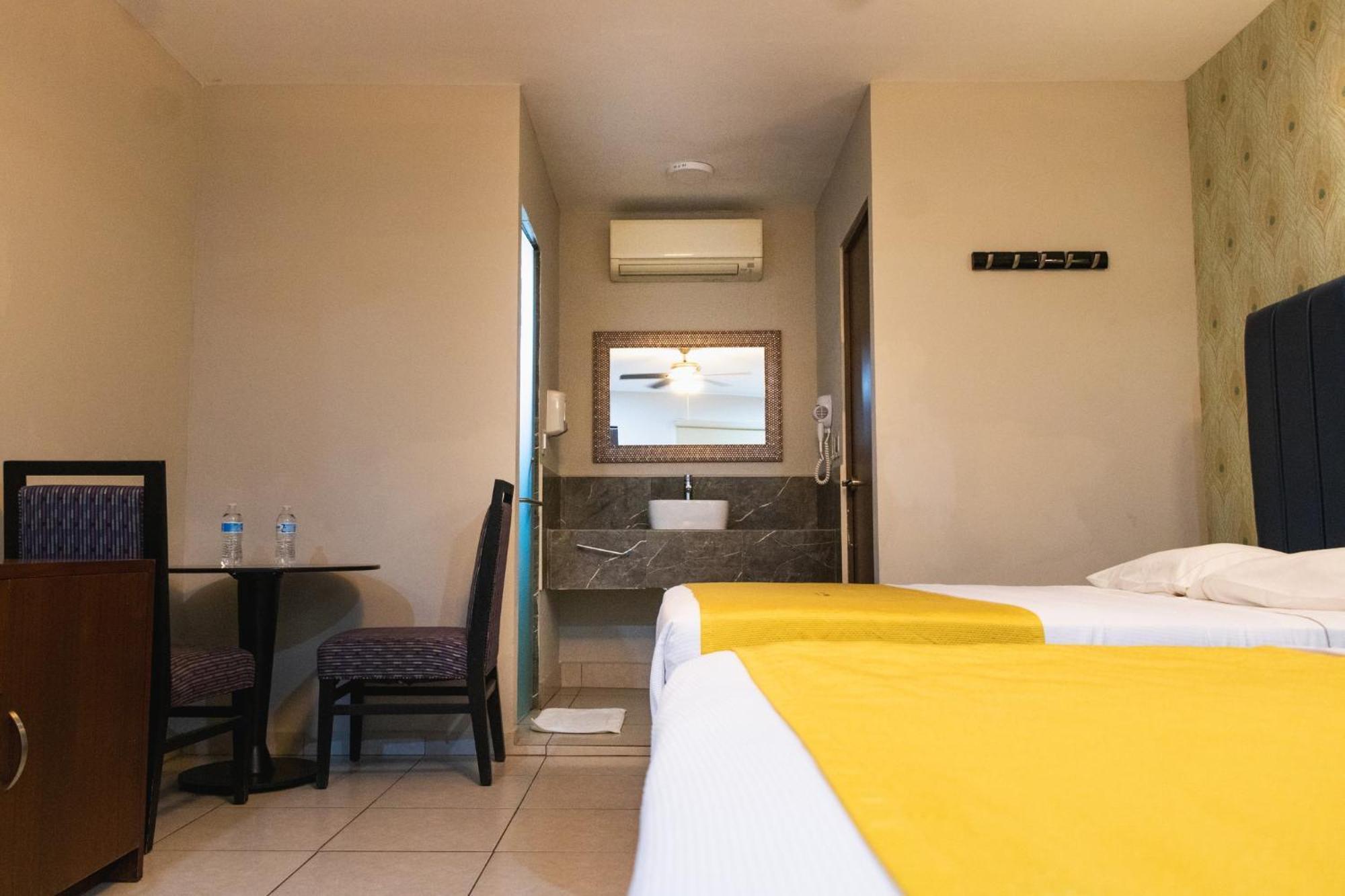 Hotel Maioris El Diez Culiacan Ngoại thất bức ảnh
